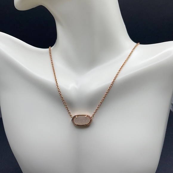Kendra Scott Jewelry - Rose Gold Kendra Scott Necklace